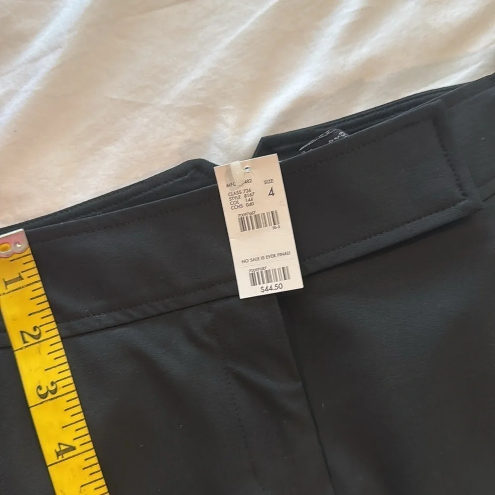 The Limited 🔥sale🔥NWT black skirt
